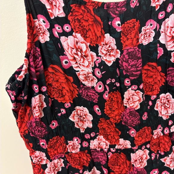 Old Navy Floral Spaghetti Strap Midi Dress - Picture 3 of 5
